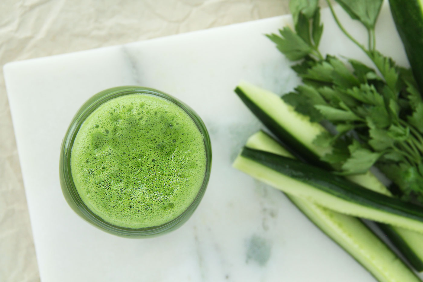 We are sharing this powerful, cleansing, mineralizing and one of our all-time favourite green juice recipe for detox.